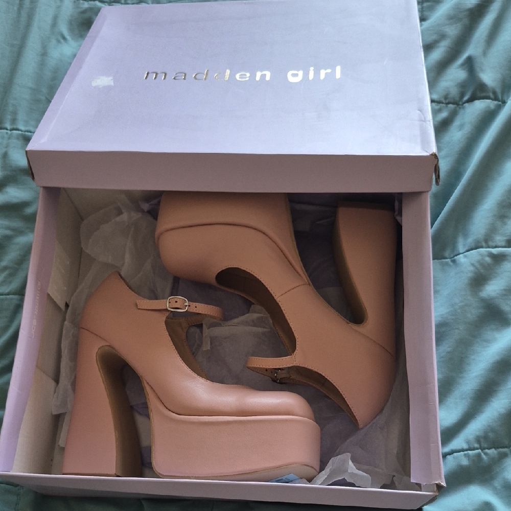 Madden Girl Blush Platform Pumps